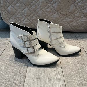 Madden girl white booties with silver hardware size 6